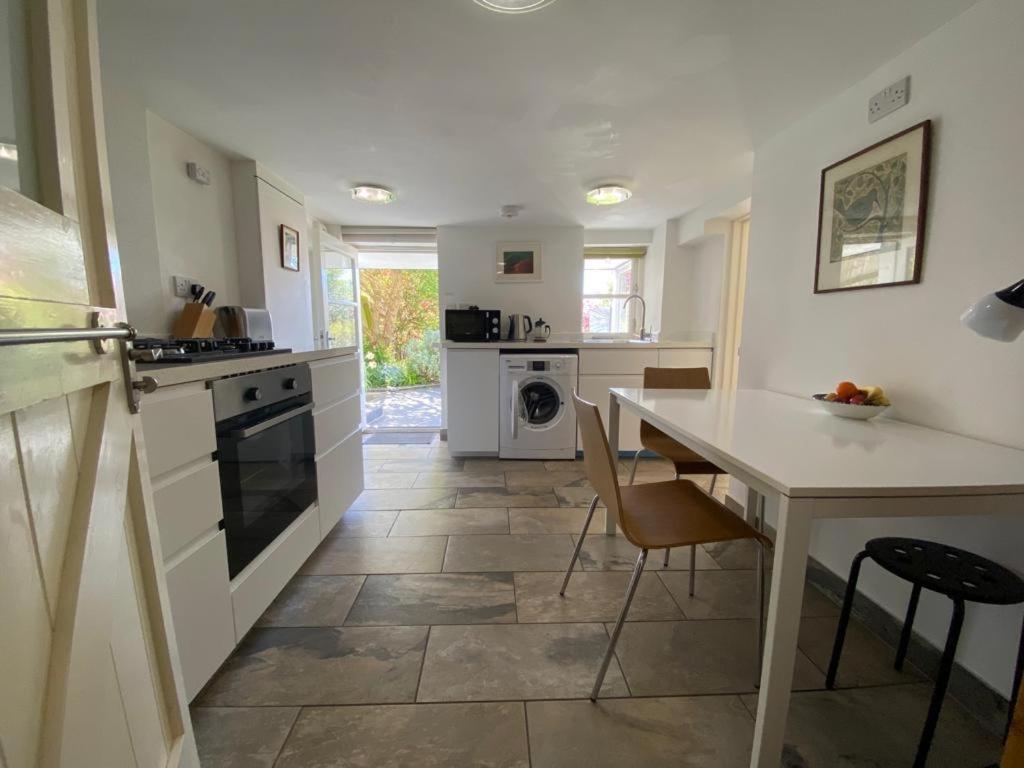 Clifton Garden Flat With Parking Leilighet Bristol Eksteriør bilde
